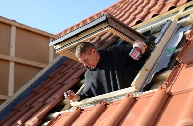 Pose de fenêtres de toit Velux à Bousbach